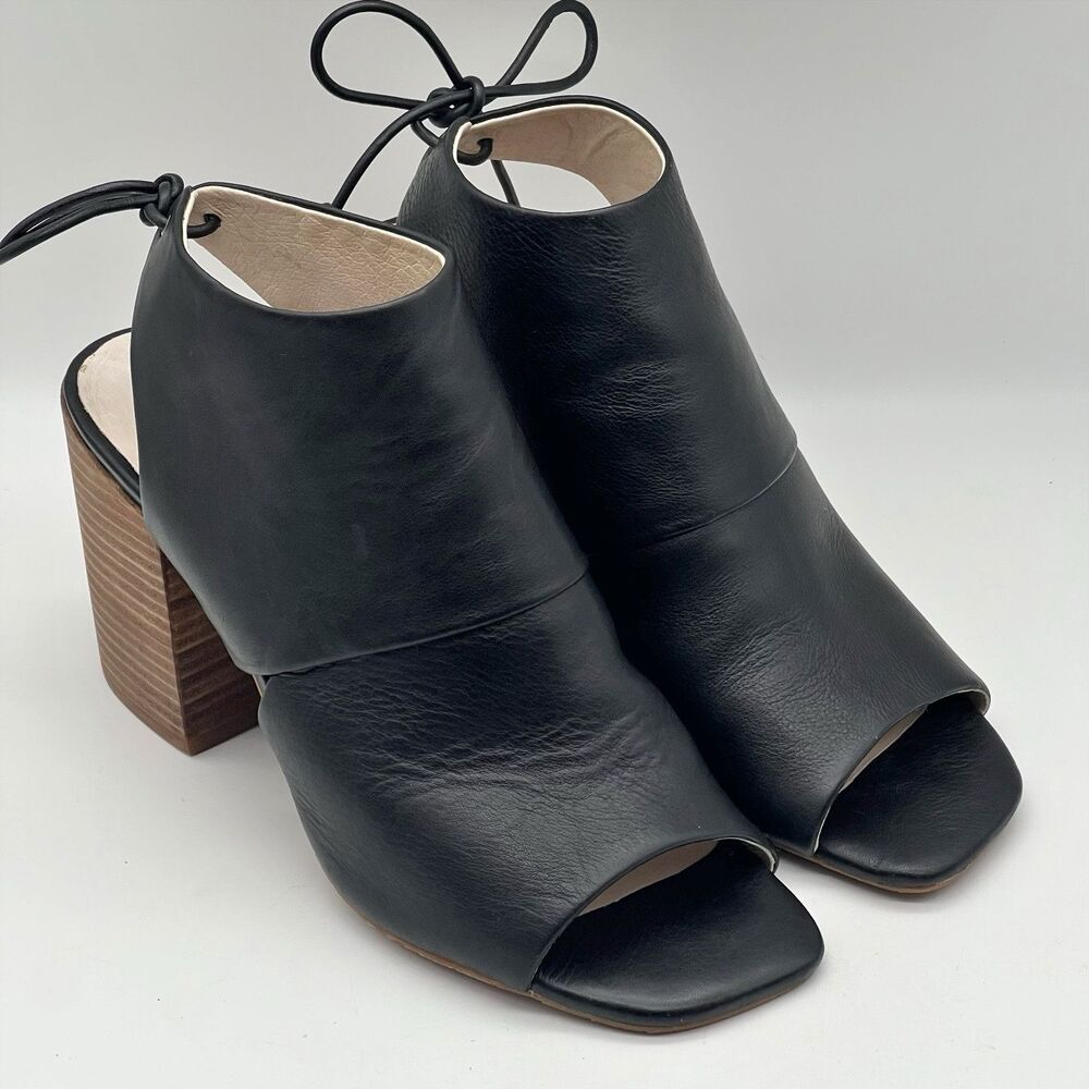 Kenneth Cole NY Katarina Black Leather Open Toe Heeled Bootie Sandal Women’s 9